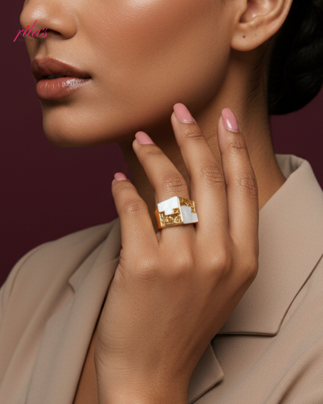 Modern Square Accent Gold Luxury Ring